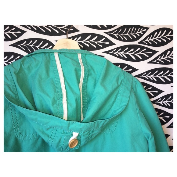 Aqua Toggle Fastener Jacket by Yessica - Picture 5 of 8